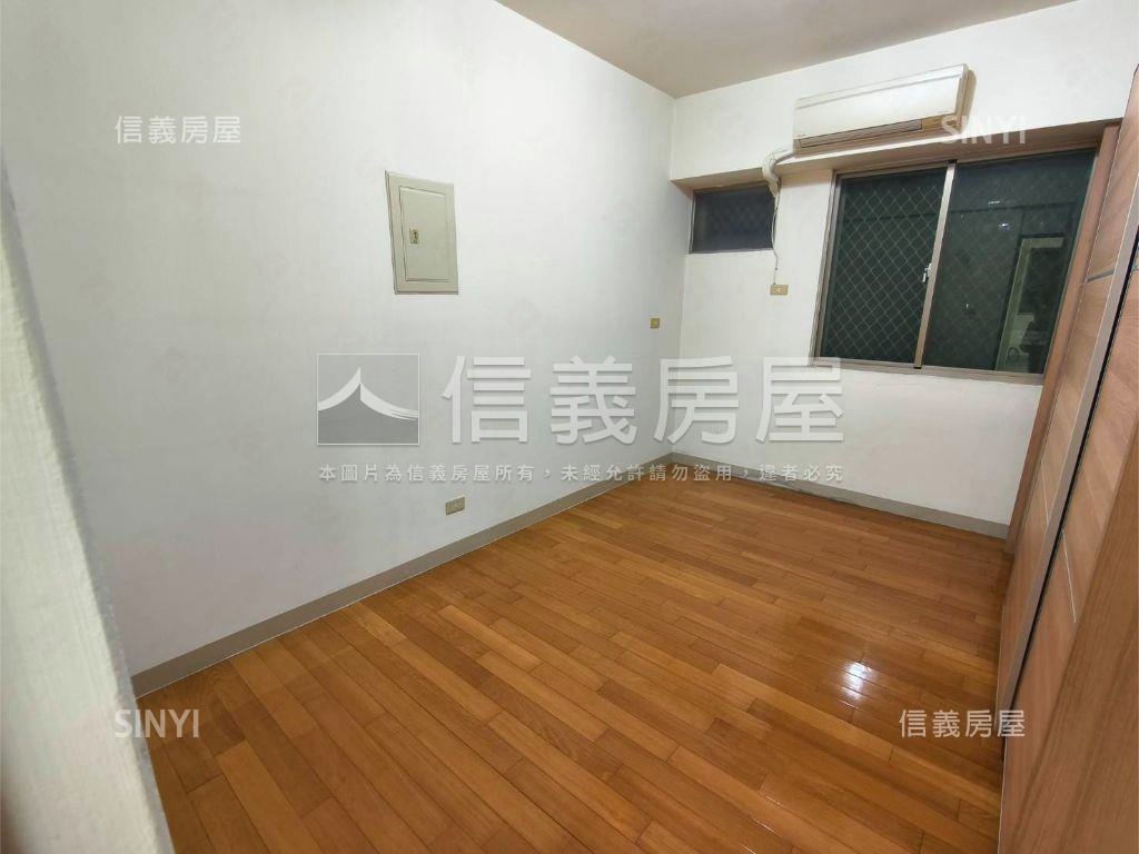 好喜歡坤山和歌四房＋車位房屋室內格局與周邊環境