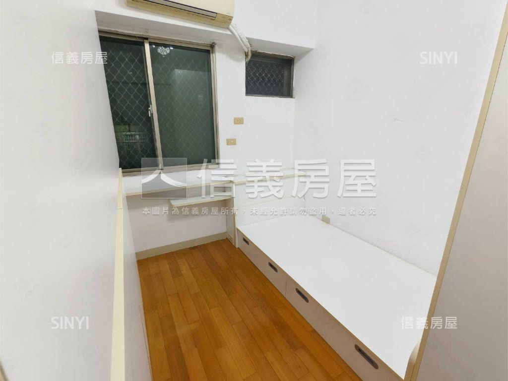 好喜歡坤山和歌四房＋車位房屋室內格局與周邊環境