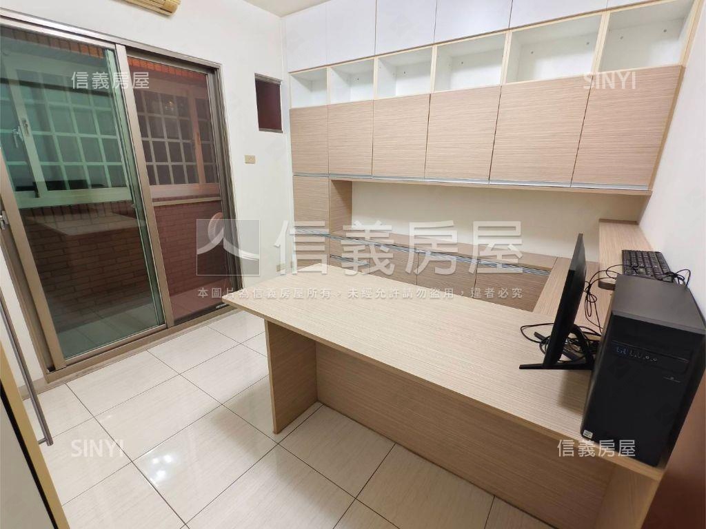 好喜歡坤山和歌四房＋車位房屋室內格局與周邊環境
