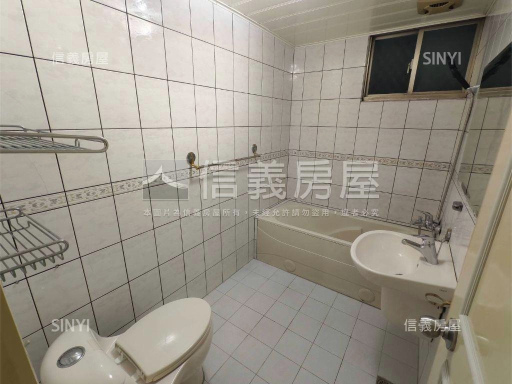 好喜歡坤山和歌四房＋車位房屋室內格局與周邊環境