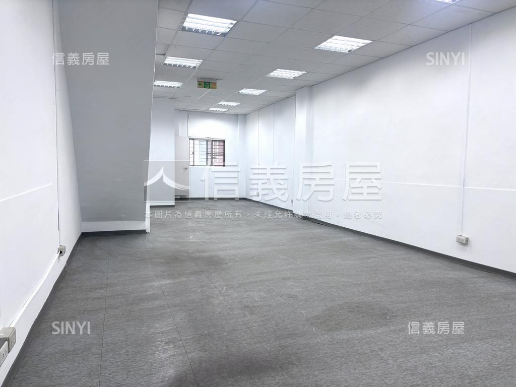 大馬路大店面透天房屋室內格局與周邊環境