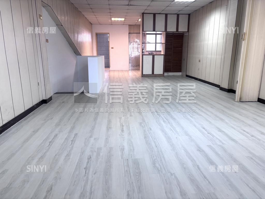 大馬路大店面透天房屋室內格局與周邊環境
