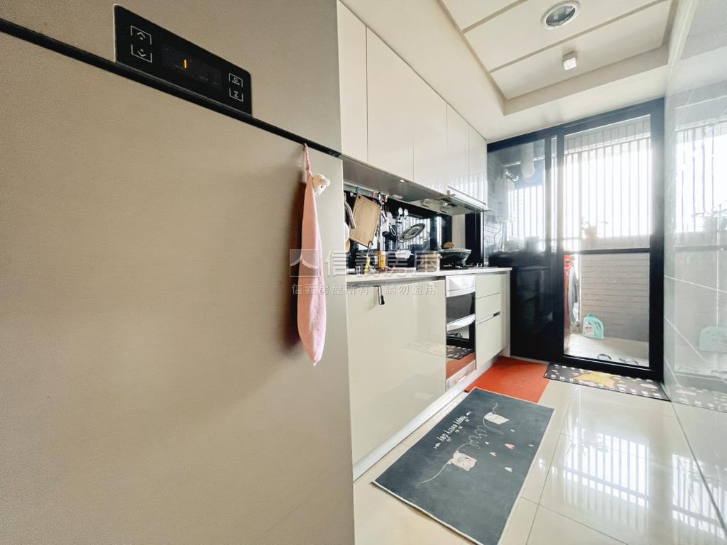 星捷市絕美視野３房平車房屋室內格局與周邊環境