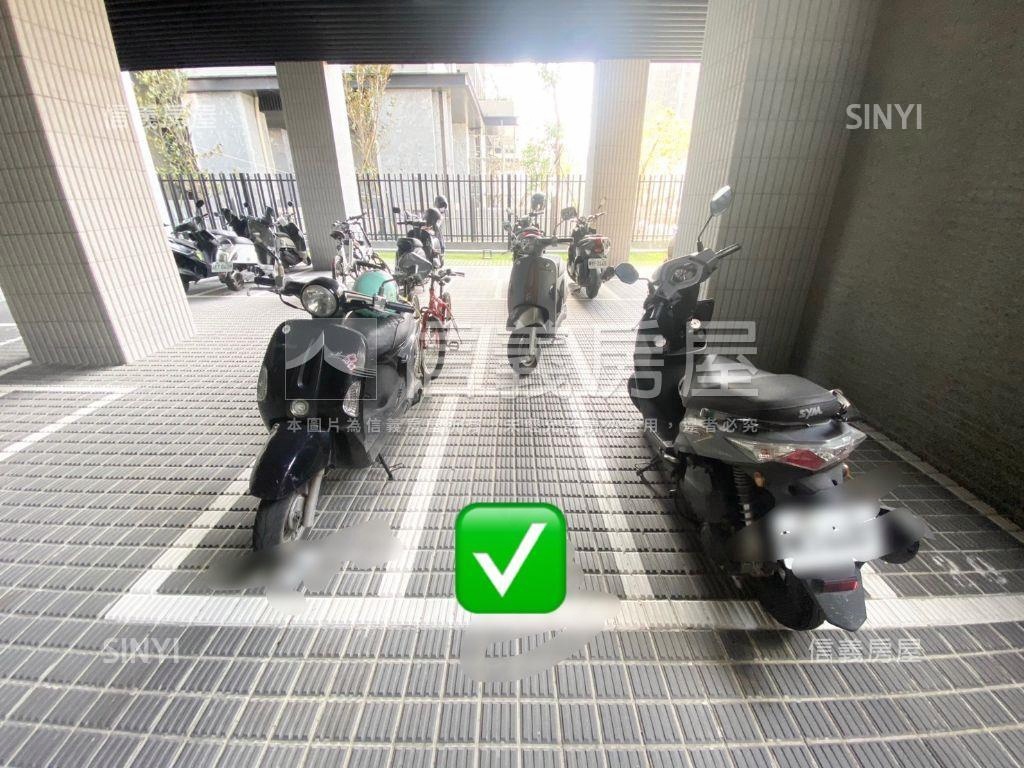 亞昕一緒兩房雙衛平車房屋室內格局與周邊環境
