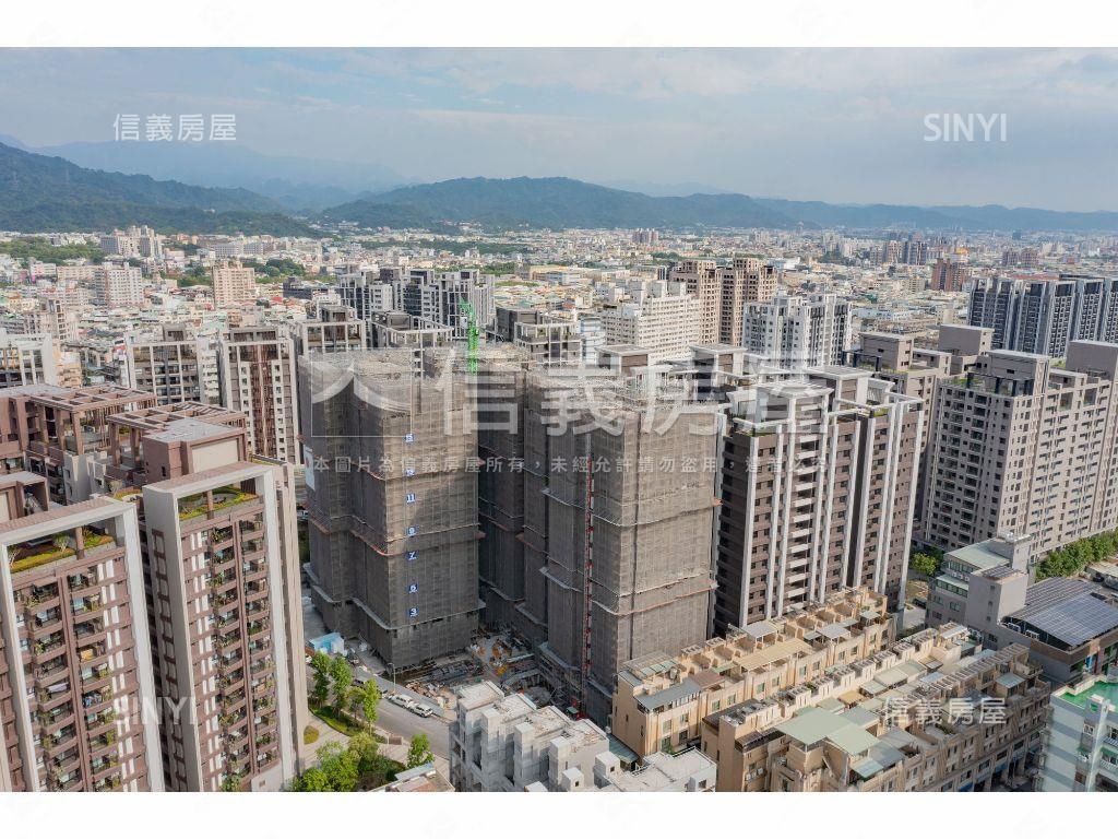 首選悅見山高樓三房平車房屋室內格局與周邊環境