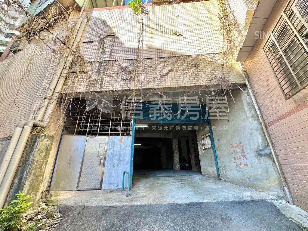 近南勢角獨立產權坡平車位房屋室內格局與周邊環境