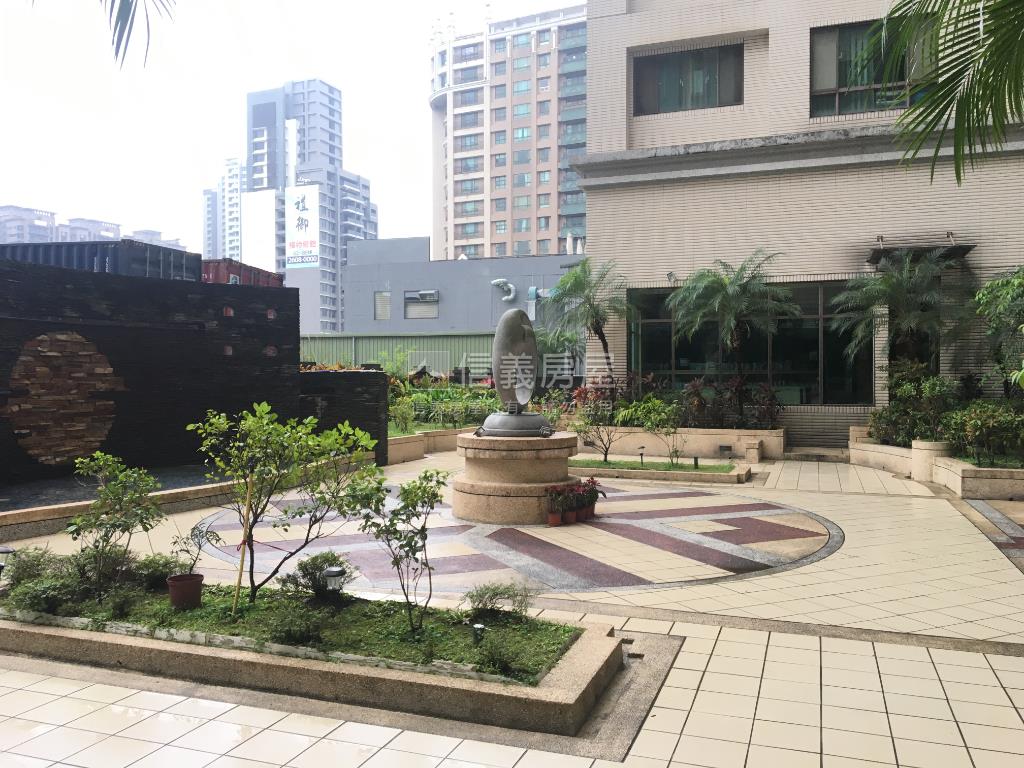 景秀８８高樓美三房房屋室內格局與周邊環境