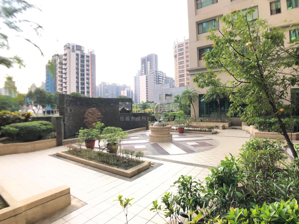 景秀８８高樓美三房房屋室內格局與周邊環境