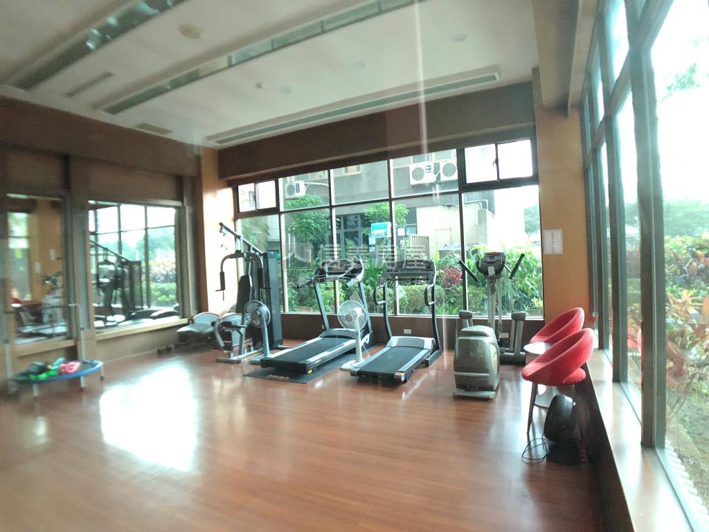 景秀８８高樓美三房房屋室內格局與周邊環境