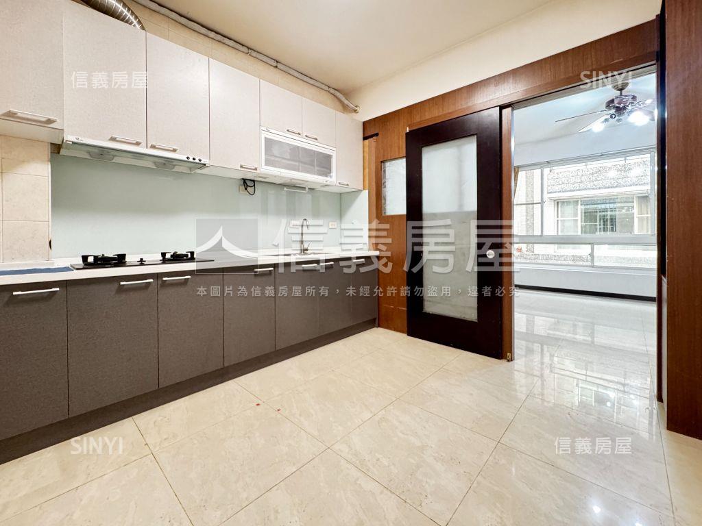 永新５米面寬質感車墅房屋室內格局與周邊環境