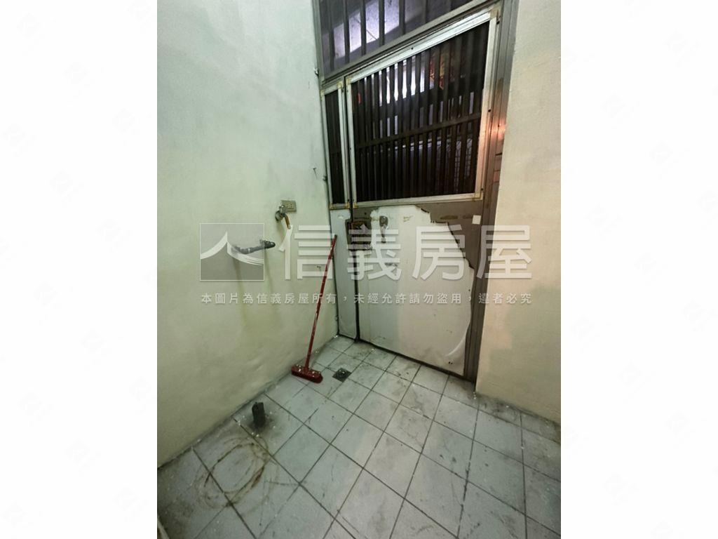 專任。近南樹林火車站一樓房屋室內格局與周邊環境