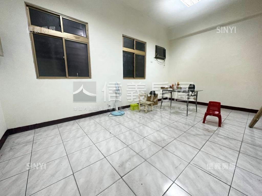 專任。近南樹林火車站一樓房屋室內格局與周邊環境