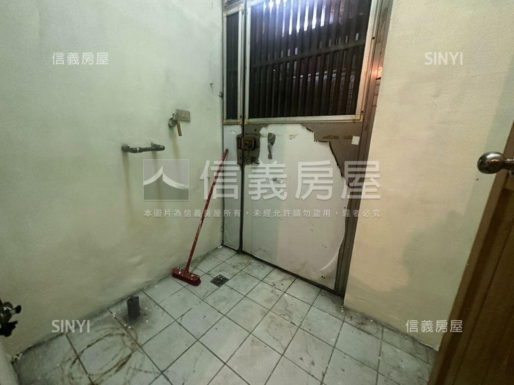 專任。近南樹林火車站一樓房屋室內格局與周邊環境