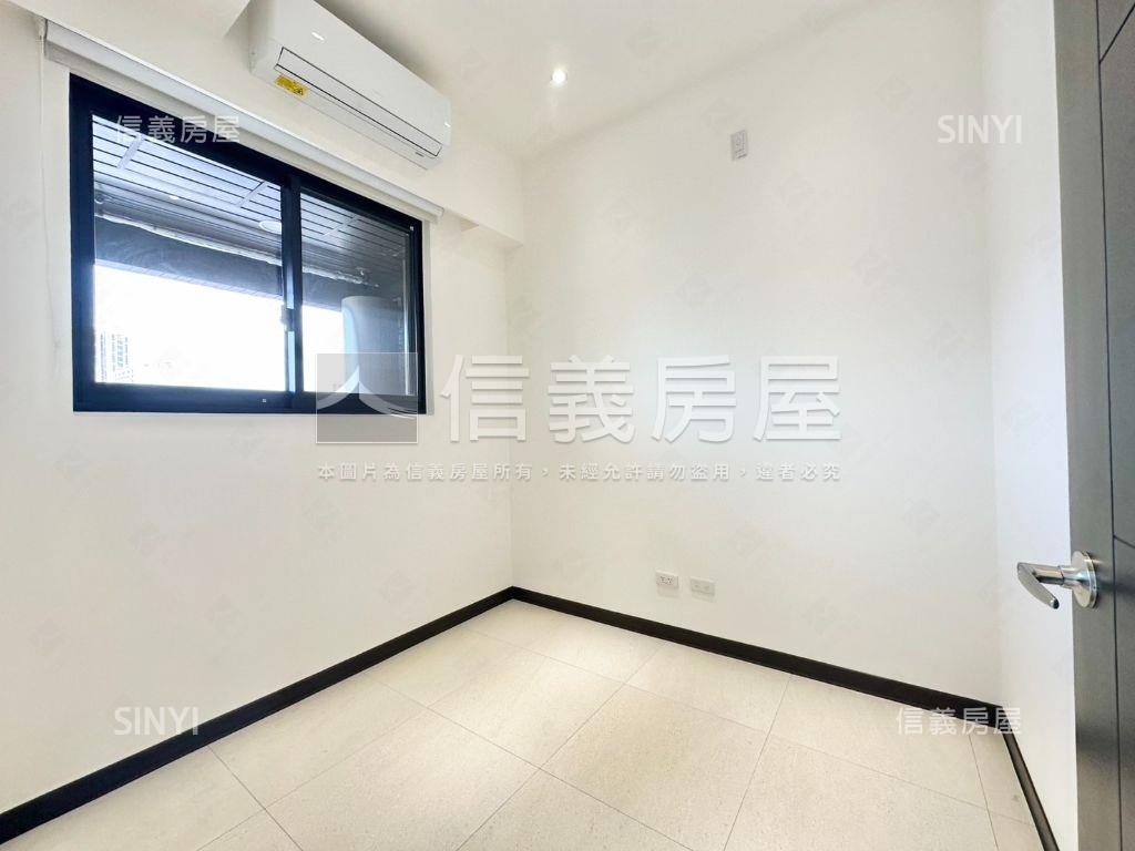 文化金鎂。靜謐美妝兩房房屋室內格局與周邊環境