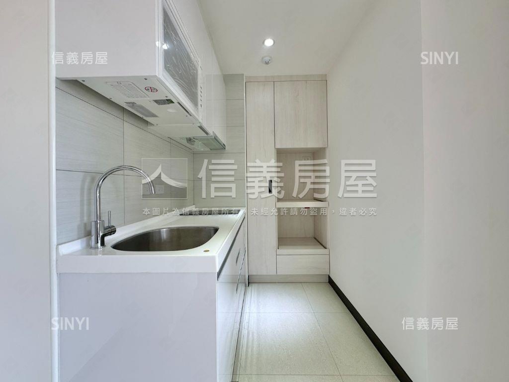 文化金鎂。靜謐美妝兩房房屋室內格局與周邊環境