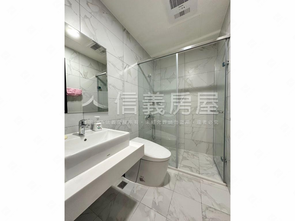 文化金鎂。靜謐美妝兩房房屋室內格局與周邊環境