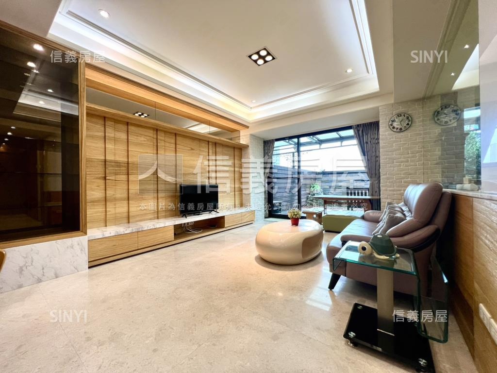 專任．香榭清居·靜賞光影房屋室內格局與周邊環境