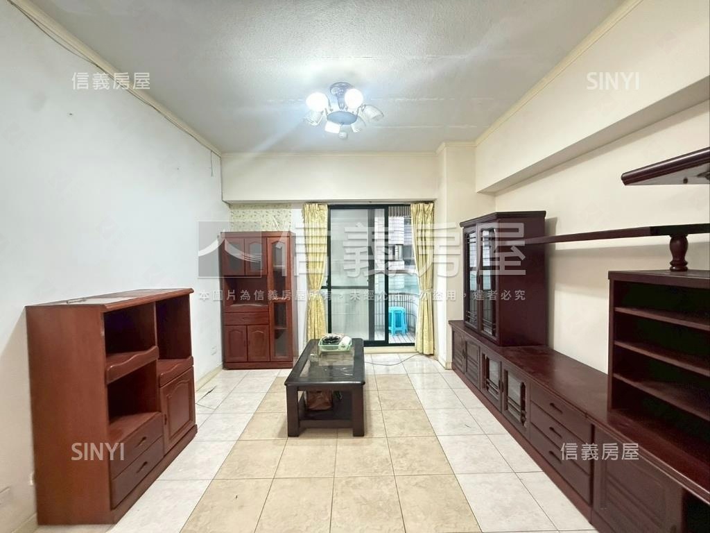 國泰建設稀有三房『車位』房屋室內格局與周邊環境