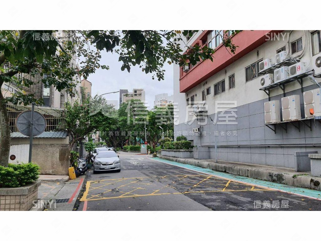 健康路稀有邊間店辦房屋室內格局與周邊環境