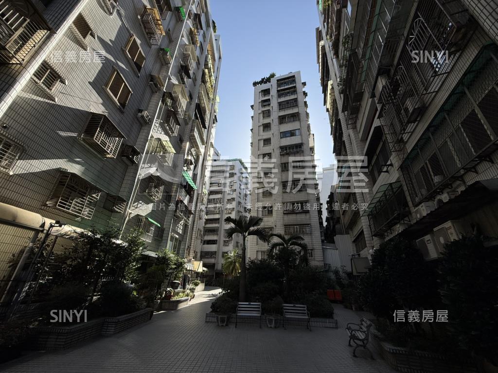 近公園電梯三房房屋室內格局與周邊環境