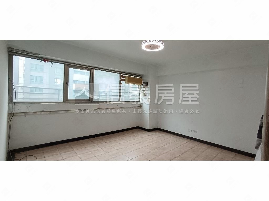降價～民權西路站電梯三房房屋室內格局與周邊環境