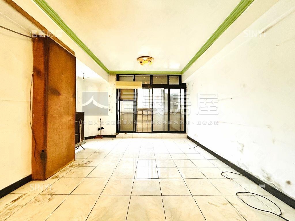 降價～民權西路站電梯三房房屋室內格局與周邊環境