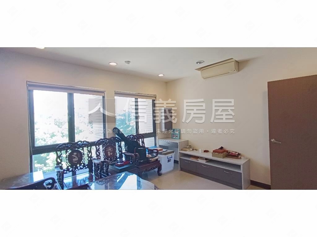 松江仰翠三房附坡平車位房屋室內格局與周邊環境