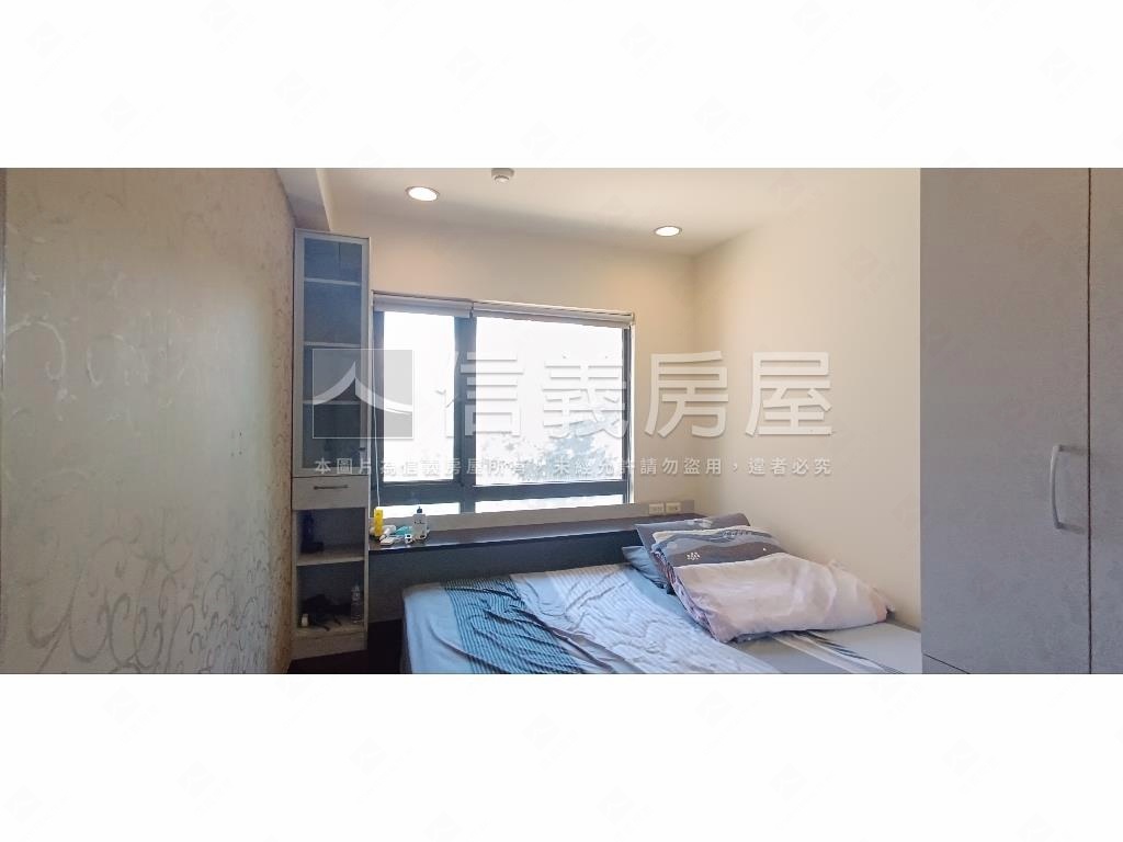 松江仰翠三房附坡平車位房屋室內格局與周邊環境