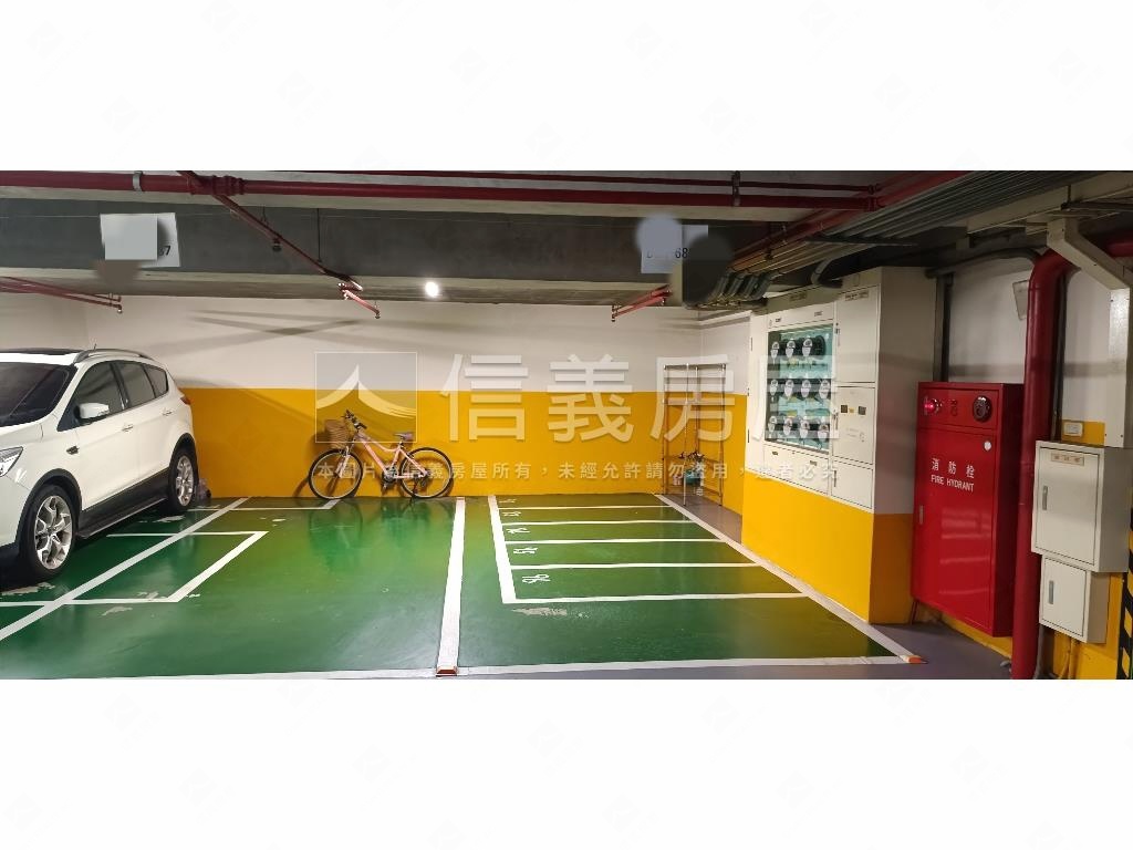 松江仰翠三房附坡平車位房屋室內格局與周邊環境