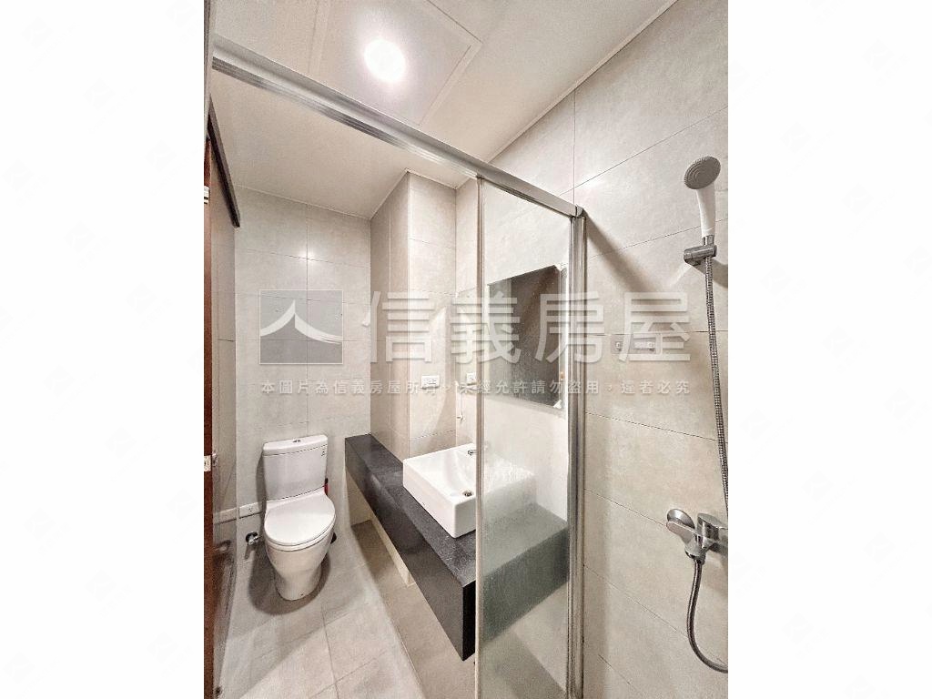 運動時代景觀兩房車位房屋室內格局與周邊環境