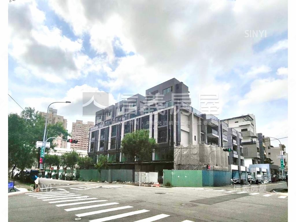 首席雲端七質感透天店墅房屋室內格局與周邊環境