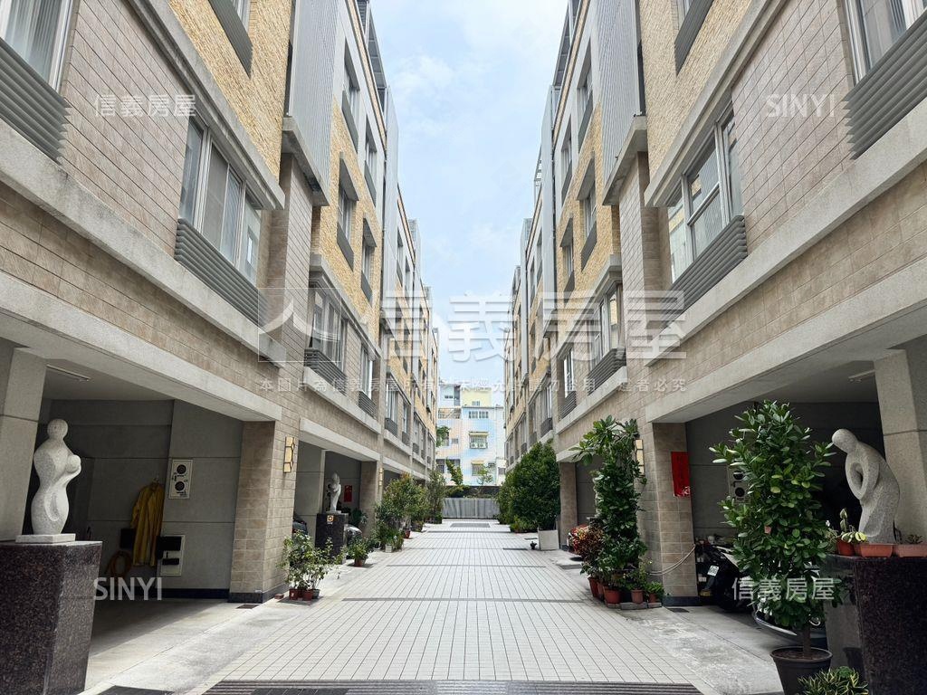 約１４年⭐️兩戶打通美墅房屋室內格局與周邊環境