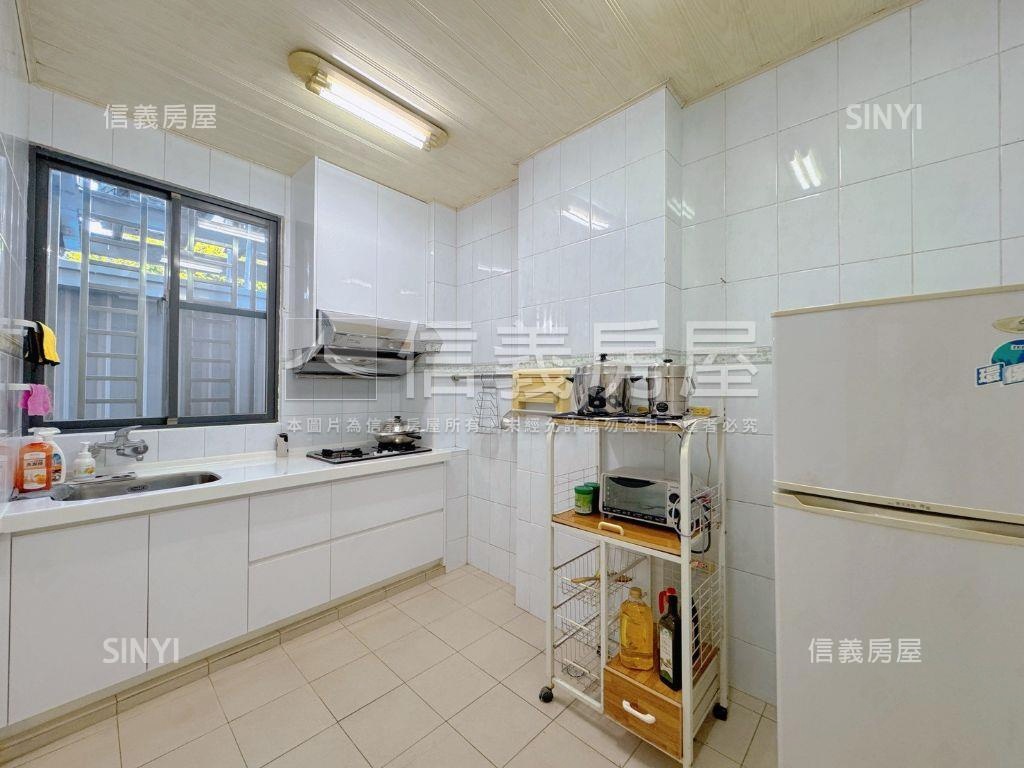 近樹義國小朝南震後別墅房屋室內格局與周邊環境