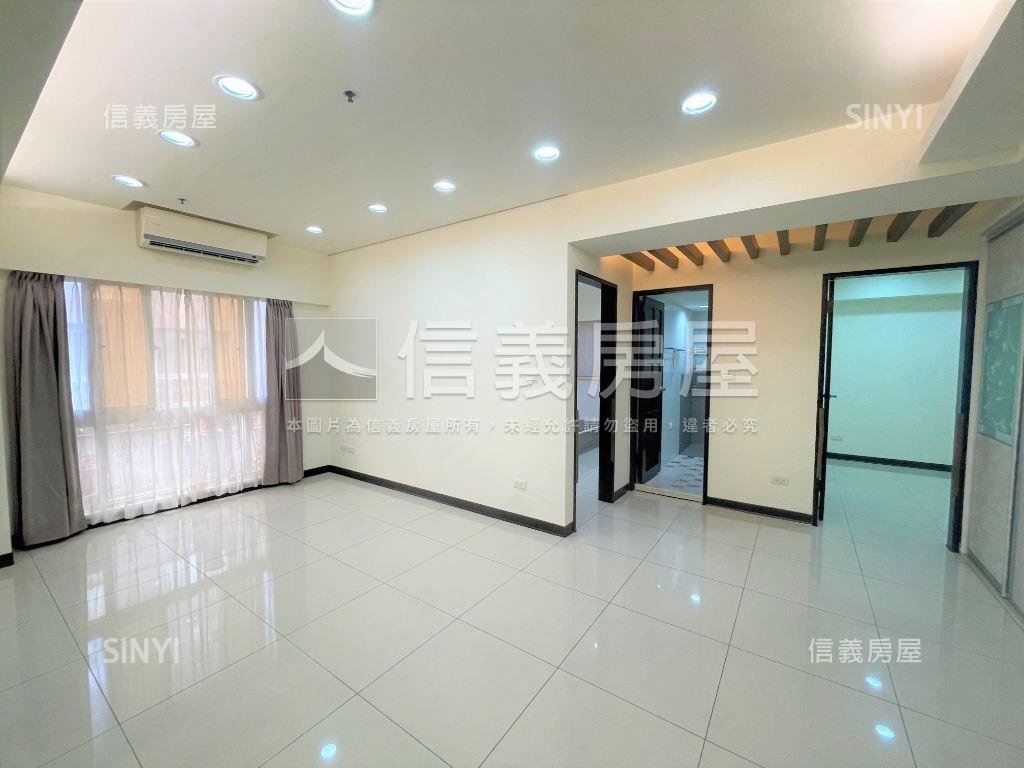 中壢。法國之星。三房車位房屋室內格局與周邊環境