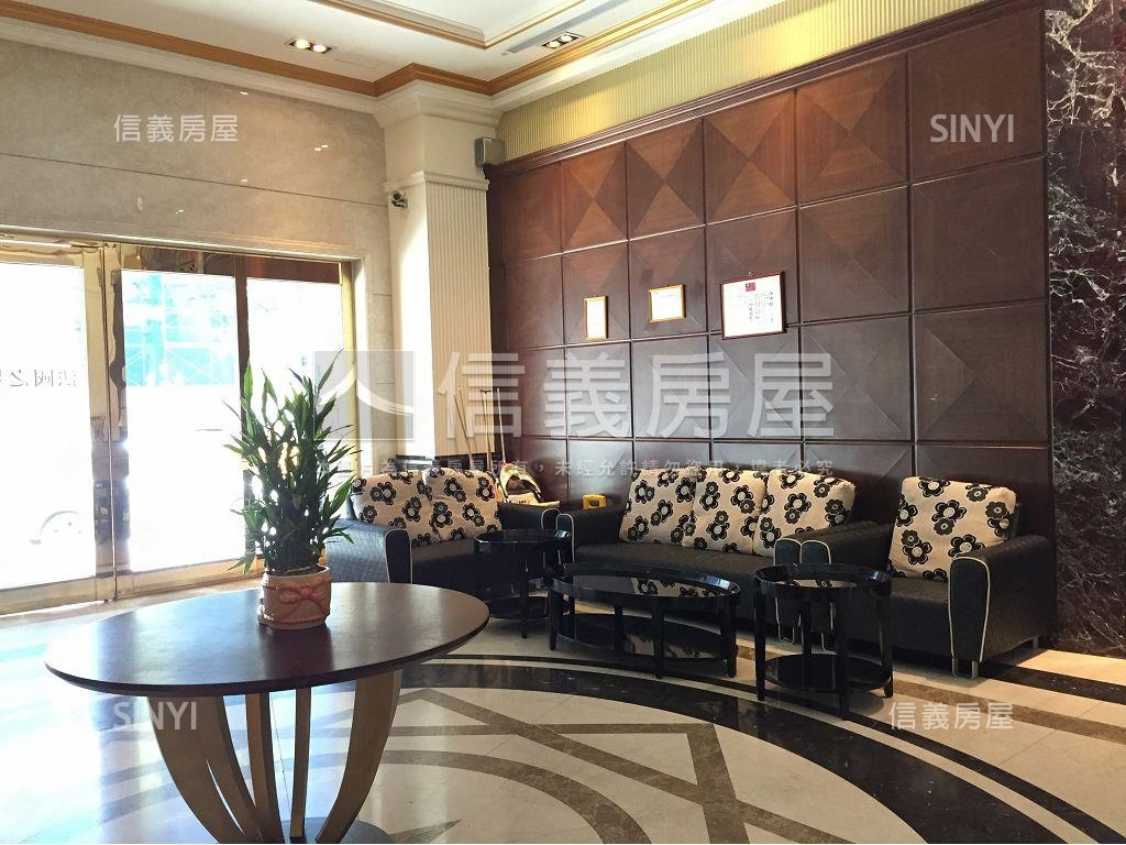 中壢。法國之星。三房車位房屋室內格局與周邊環境