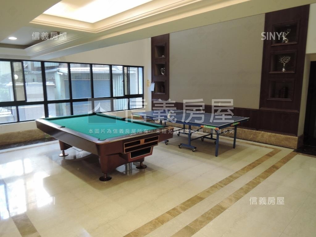 中壢。法國之星。三房車位房屋室內格局與周邊環境