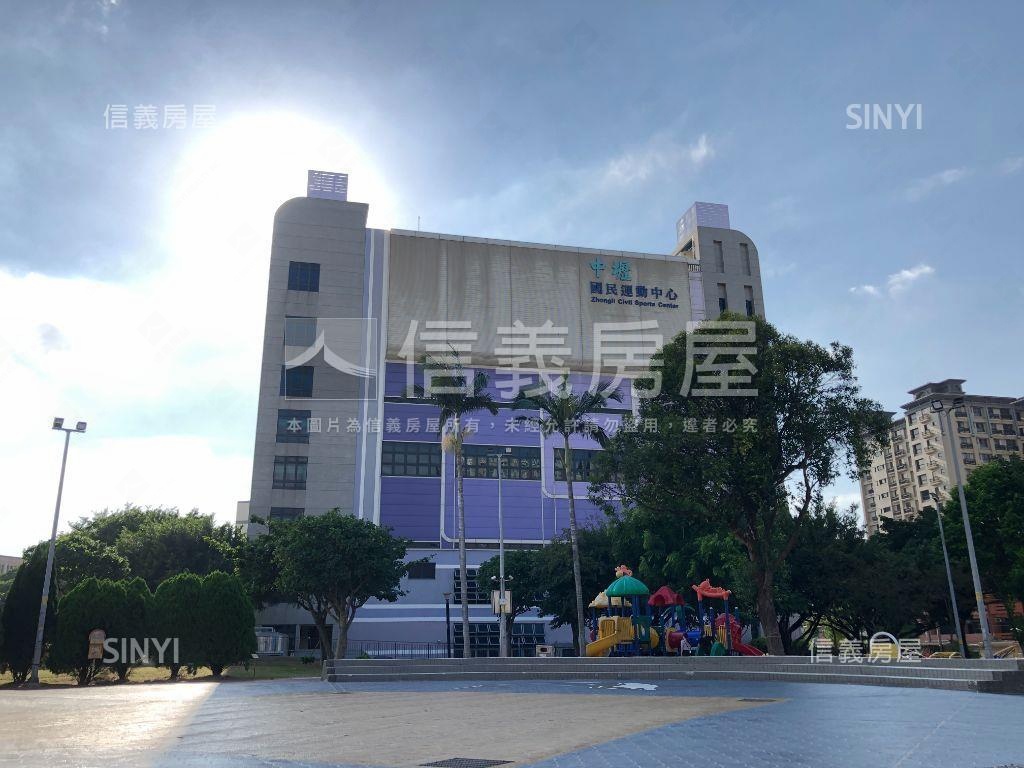 中壢。法國之星。三房車位房屋室內格局與周邊環境