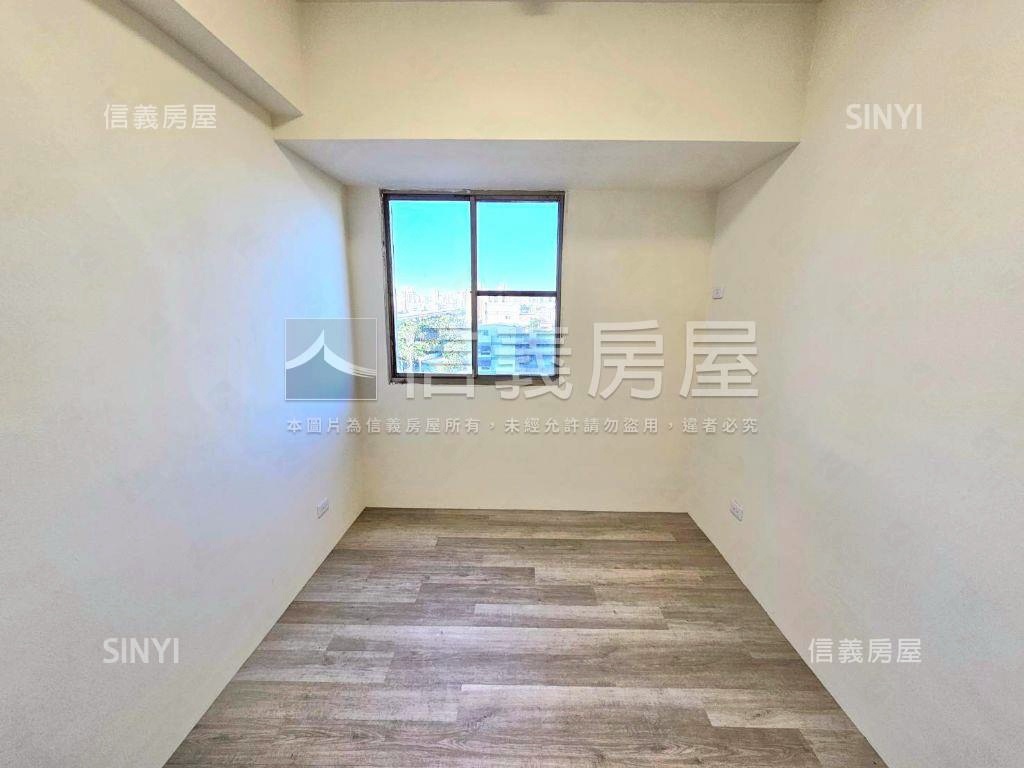 屋況全新！北區美三房車位房屋室內格局與周邊環境