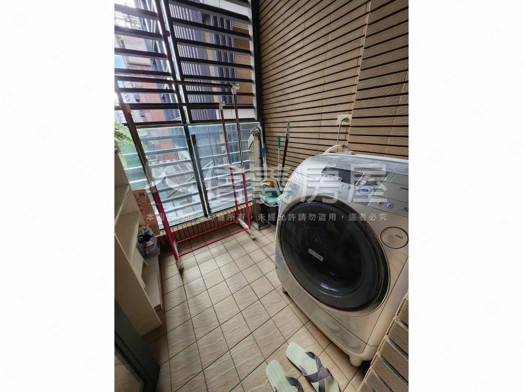 信義計劃景觀小豪宅房屋室內格局與周邊環境
