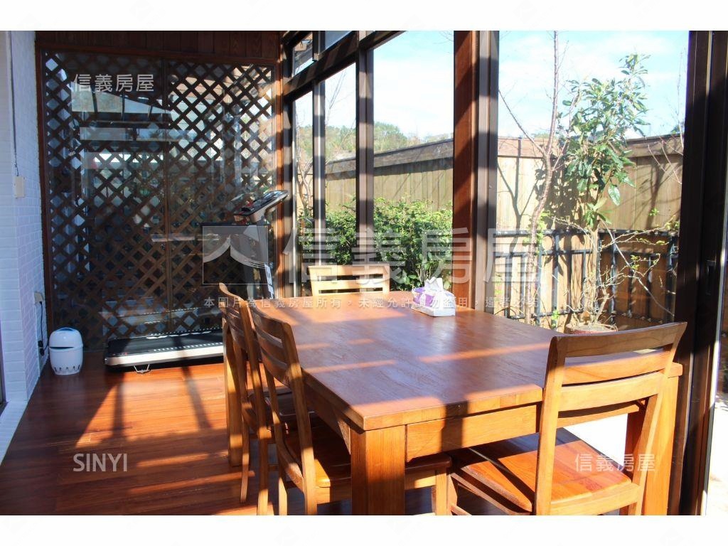 大台北華城特區庭院別墅房屋室內格局與周邊環境