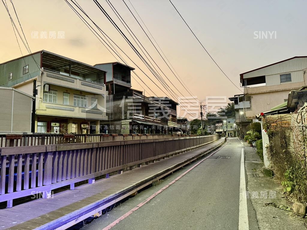 大樹四千坪農牧用地房屋室內格局與周邊環境