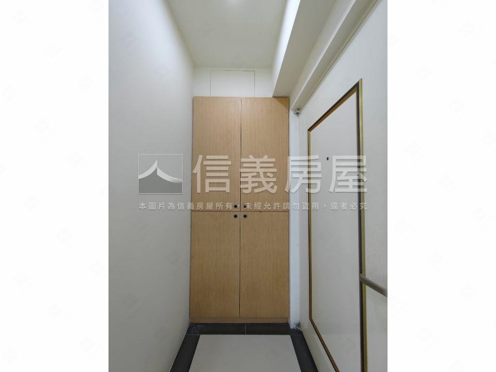 低總！忠孝敦化站方正邊間房屋室內格局與周邊環境