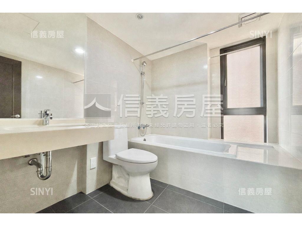 親家居禮次頂樓三房平車房屋室內格局與周邊環境