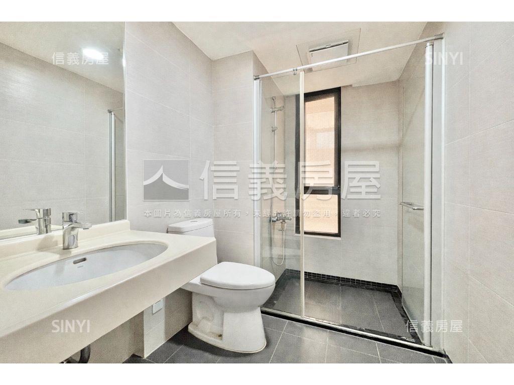 親家居禮次頂樓三房平車房屋室內格局與周邊環境