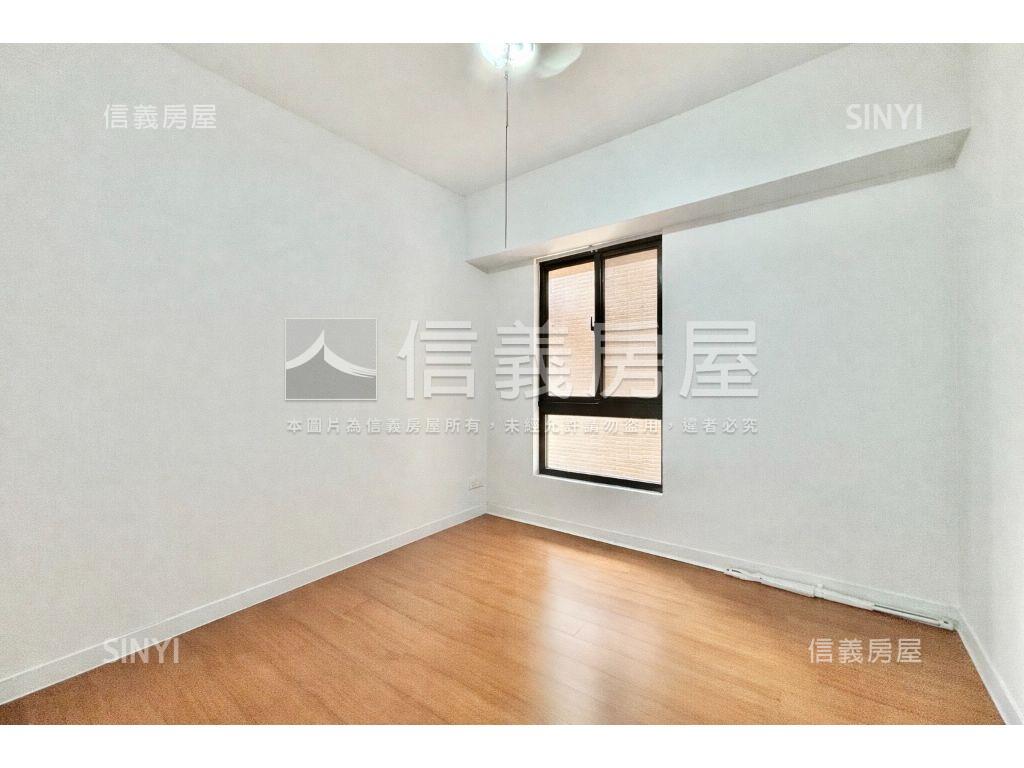 親家居禮次頂樓三房平車房屋室內格局與周邊環境