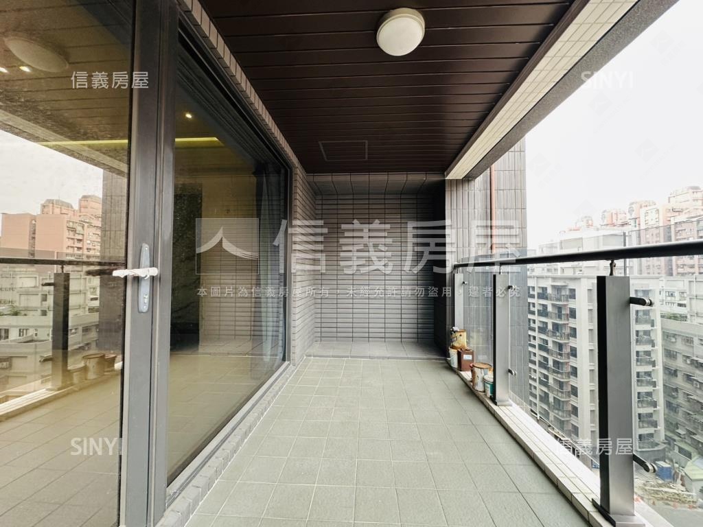 森詠，五房雙主臥豪邸房屋室內格局與周邊環境