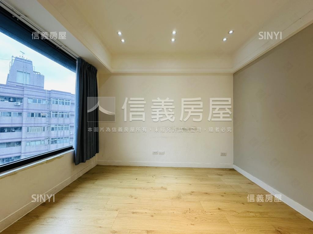 森詠，五房雙主臥豪邸房屋室內格局與周邊環境