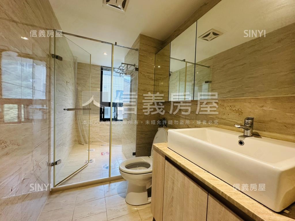 森詠，五房雙主臥豪邸房屋室內格局與周邊環境