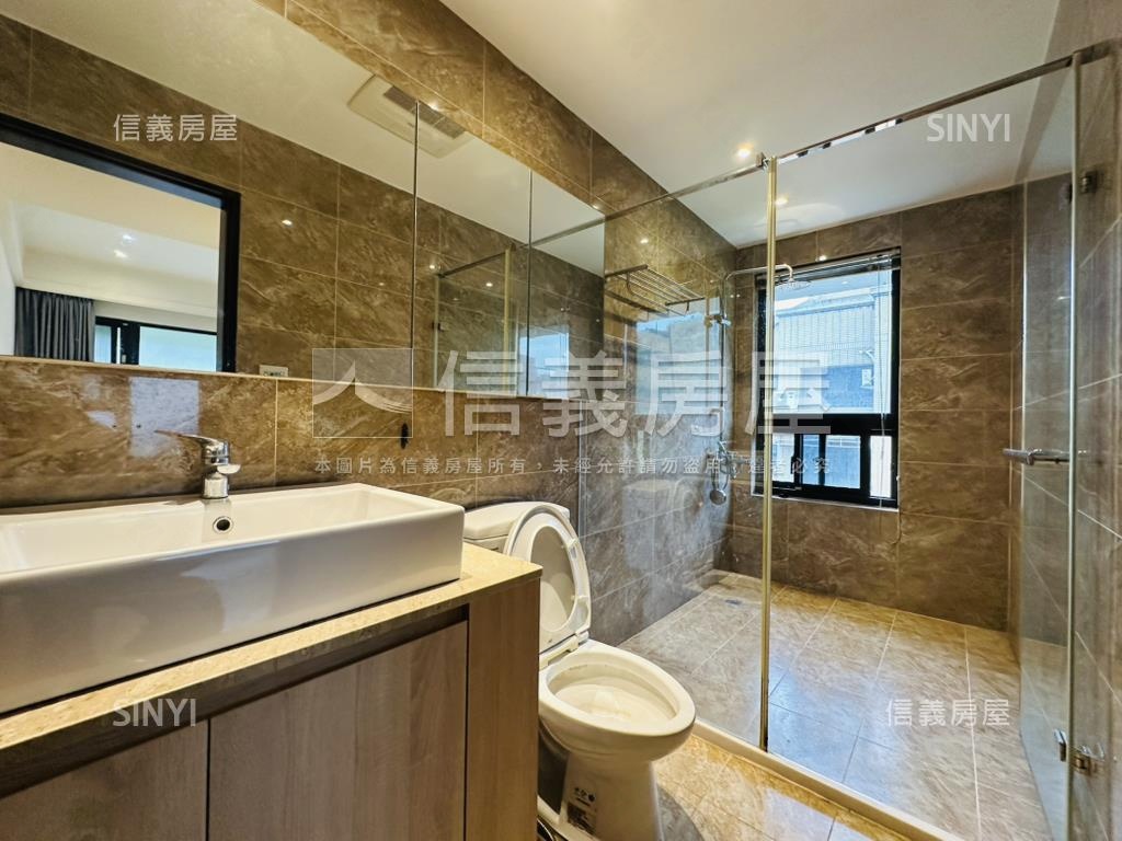 森詠，五房雙主臥豪邸房屋室內格局與周邊環境