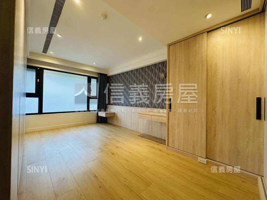 森詠，五房雙主臥豪邸房屋室內格局與周邊環境